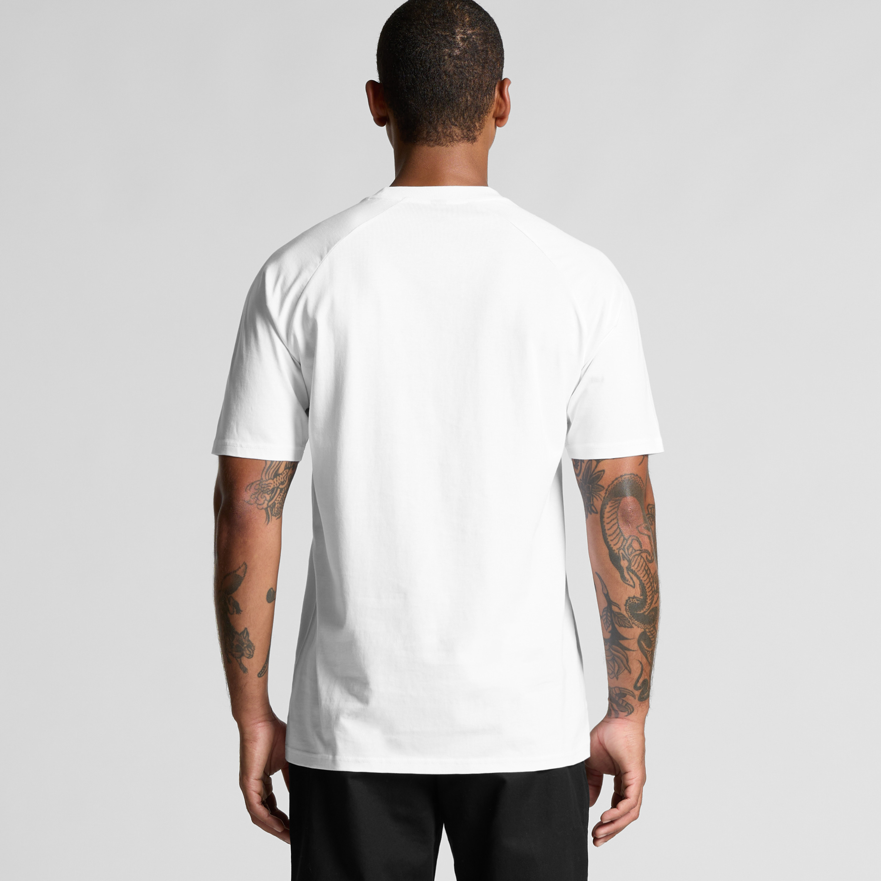 as colour MENS STAPLE RAGLAN TEE