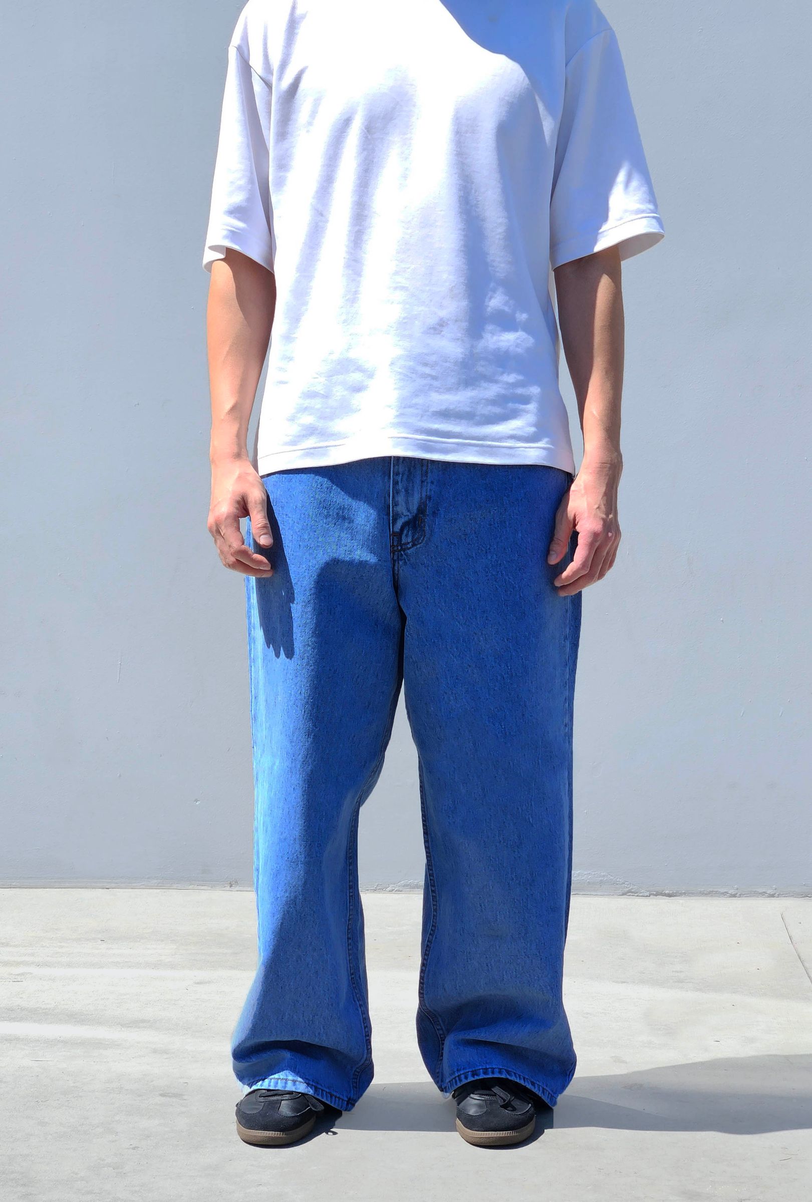 neo blue WASHED SUPER BAGGY JEANS