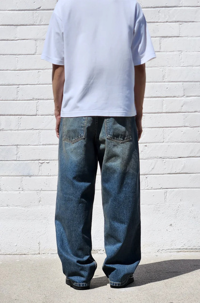 neo blue MUD FADE MEDIUM BLUE BAGGY JEANS