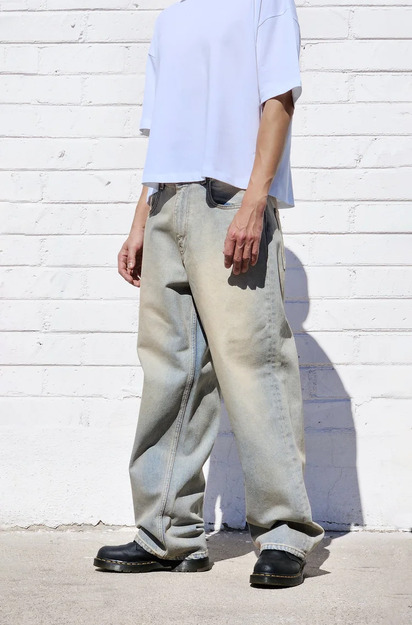 neo blue CREME BLEACH BAGGY JEANS